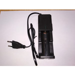 Сетевое зарядное устройство для 1 аккумулятора 18650 Hong Dong HD-8866